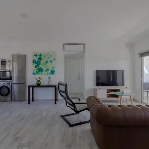 https://costa-luz-sirens-beach.puertodelcarmen-hotels.org